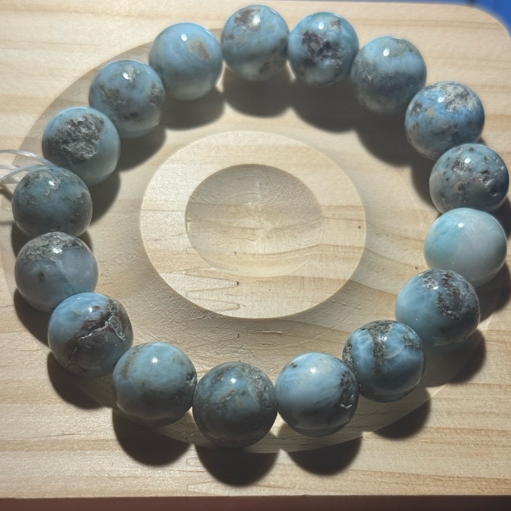 Island Larimar Beaded Bracelet - Picture 6 of 6
